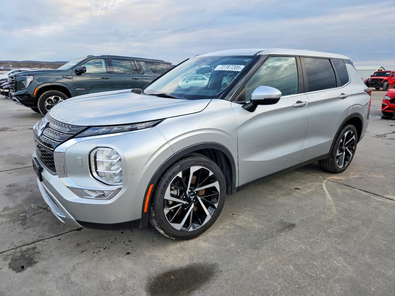 MITSUBISHI OUTLANDER 2022