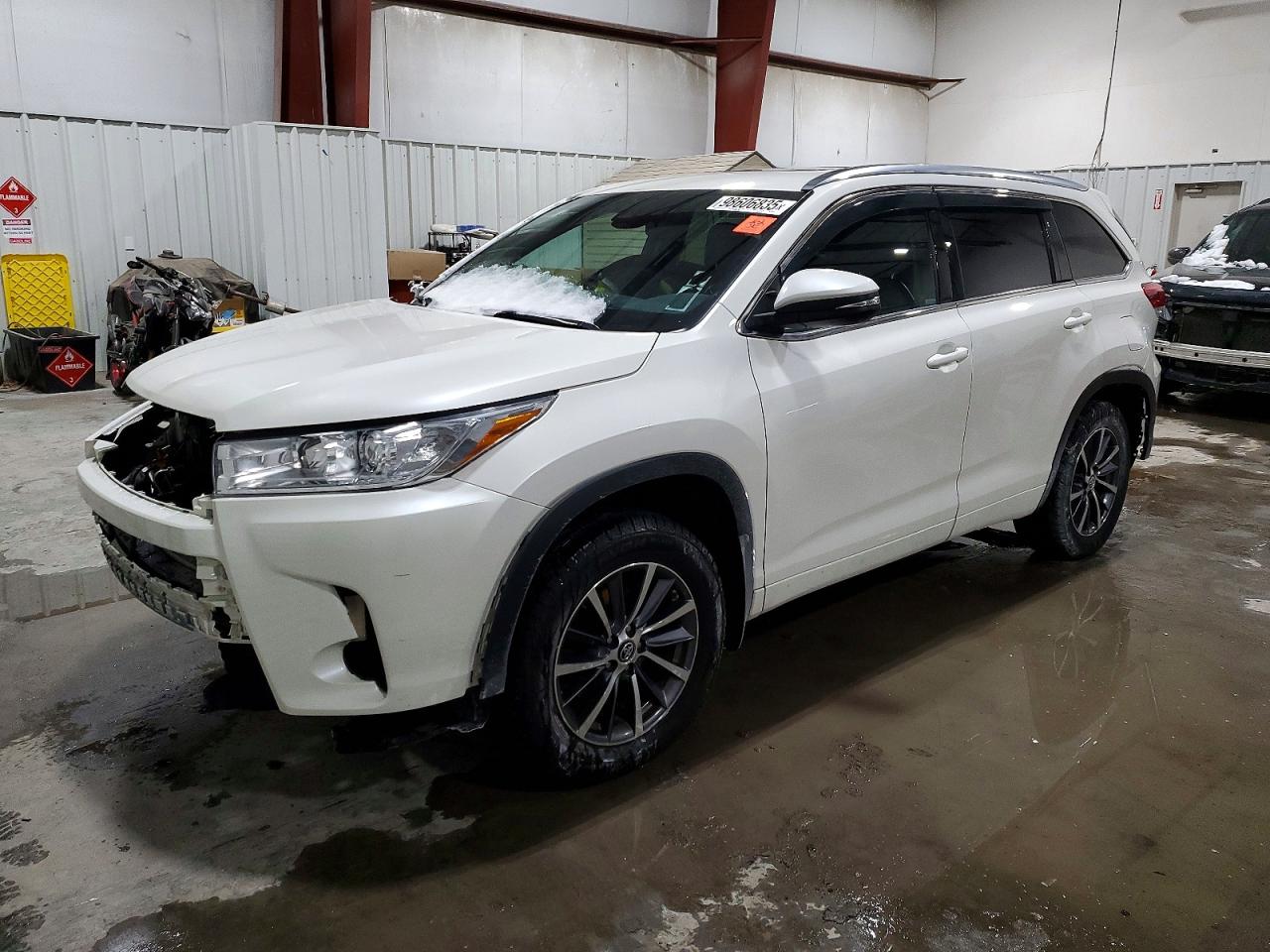 TOYOTA HIGHLANDER 2018