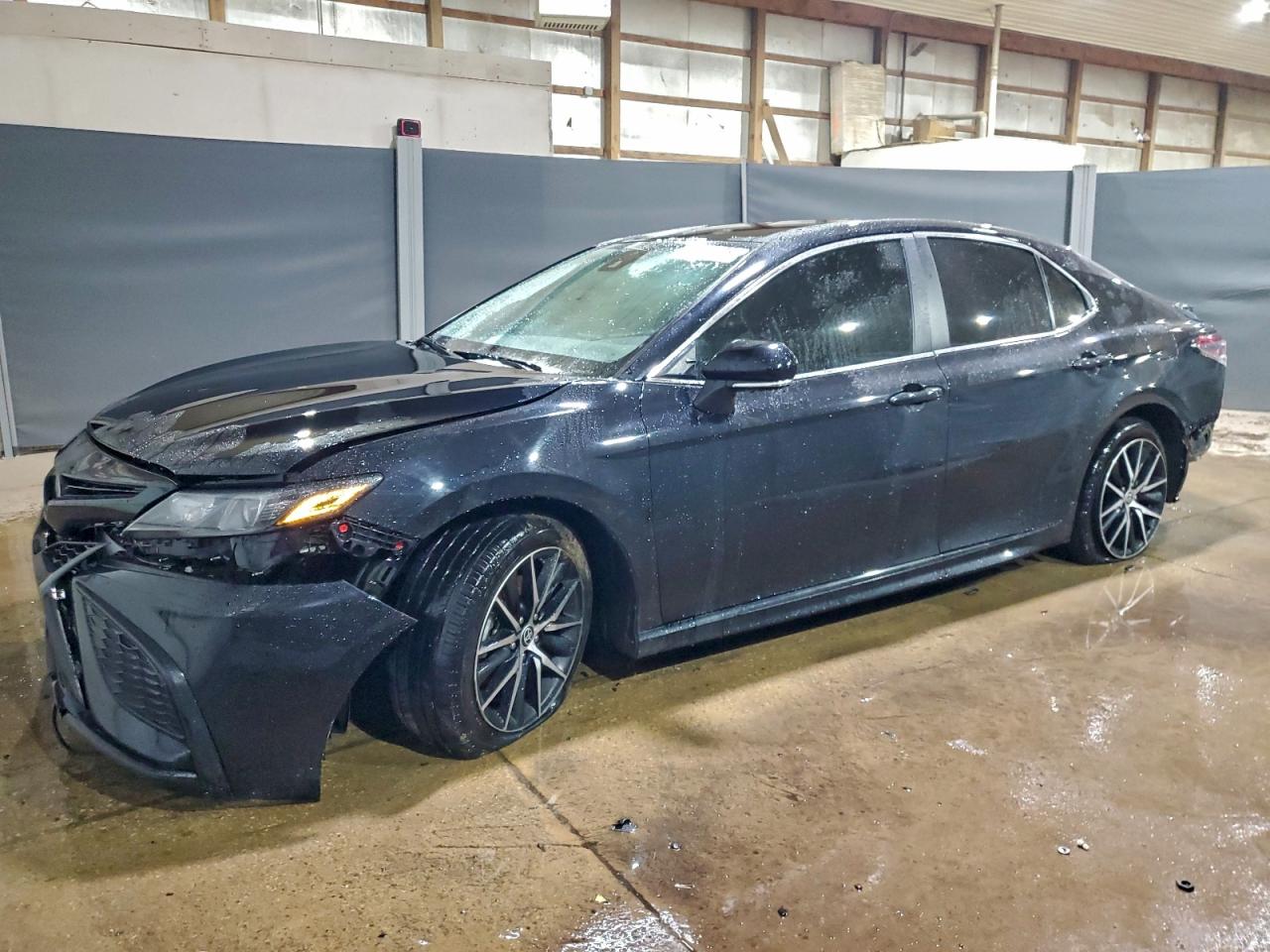 TOYOTA CAMRY SE N 2024