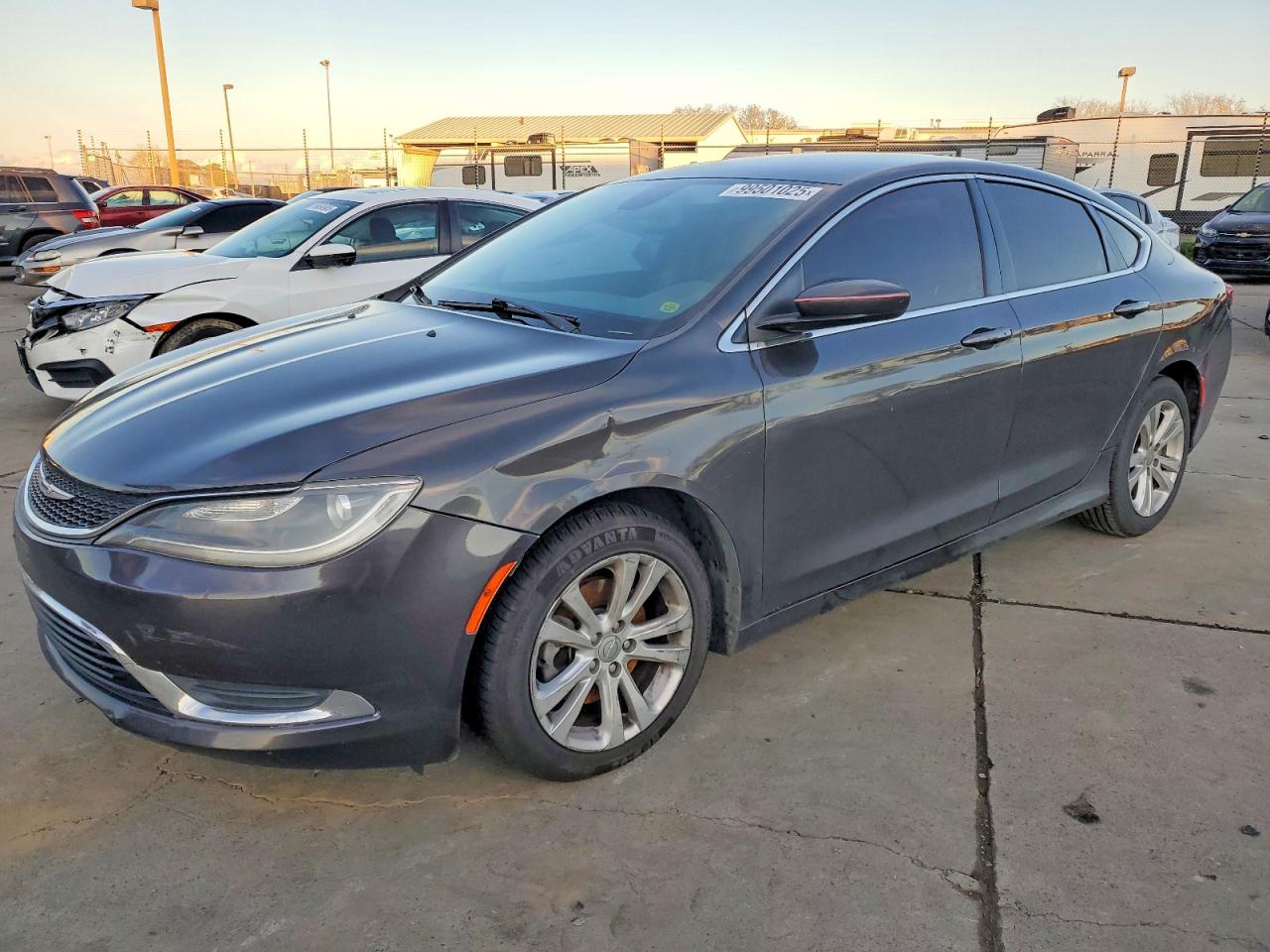 CHRYSLER 200 2015