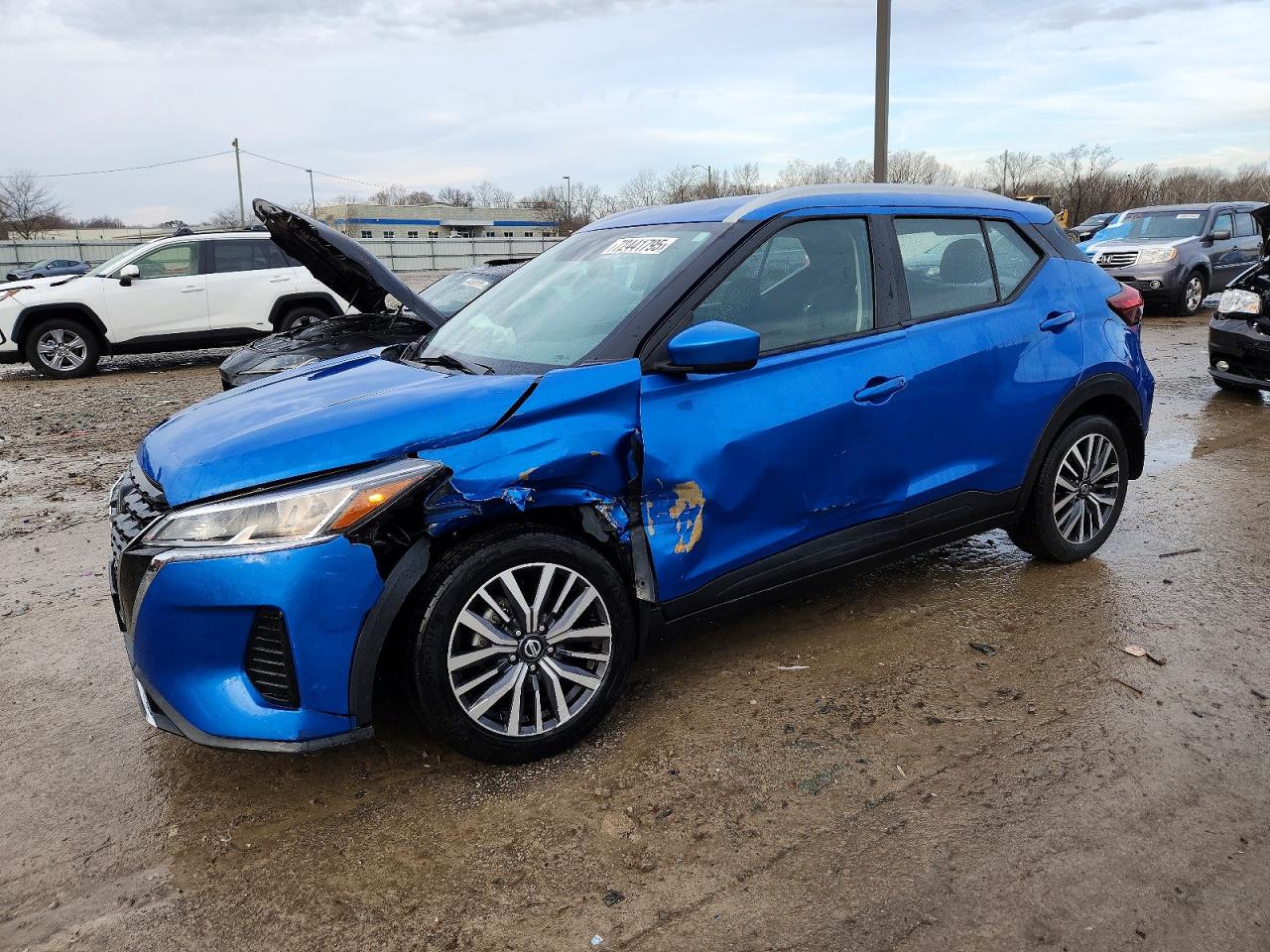 NISSAN KICKS 2021