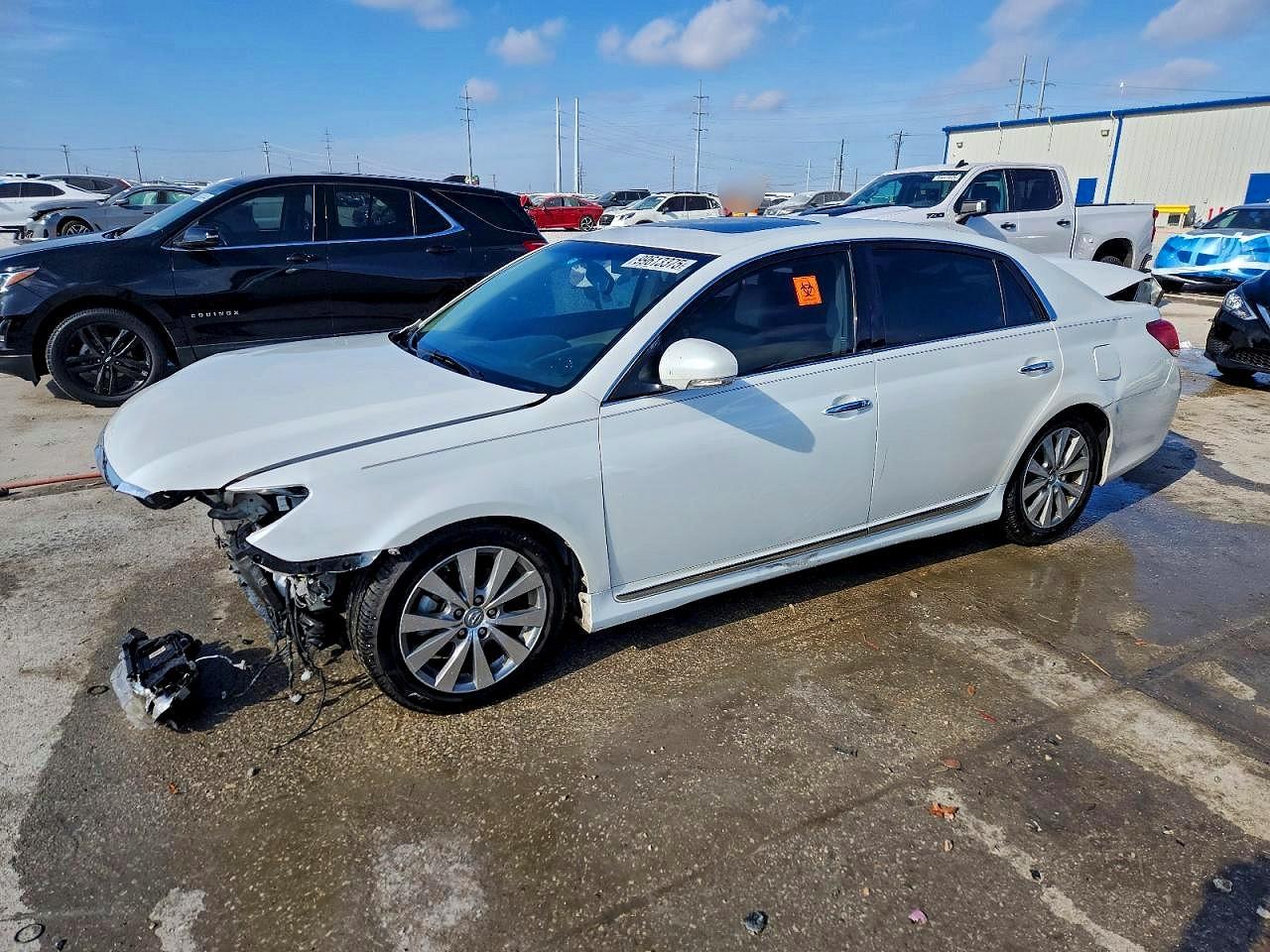 TOYOTA AVALON 2012
