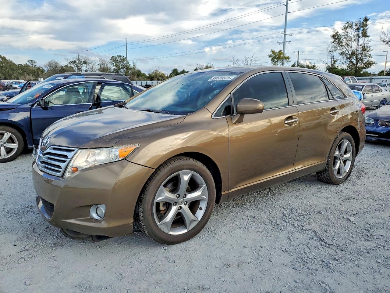 TOYOTA VENZA LE 2012