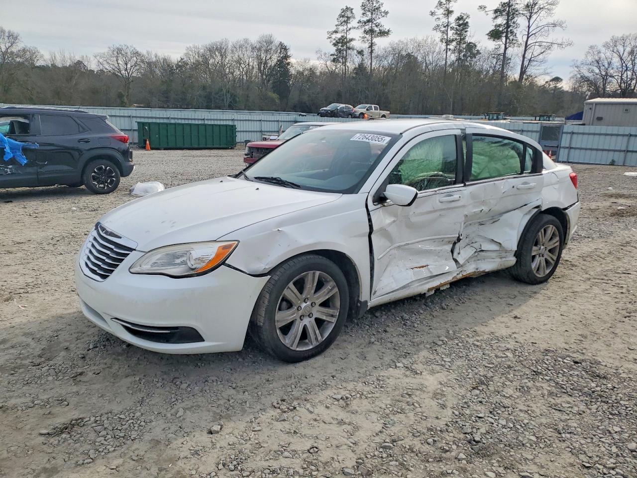 CHRYSLER 200 2013