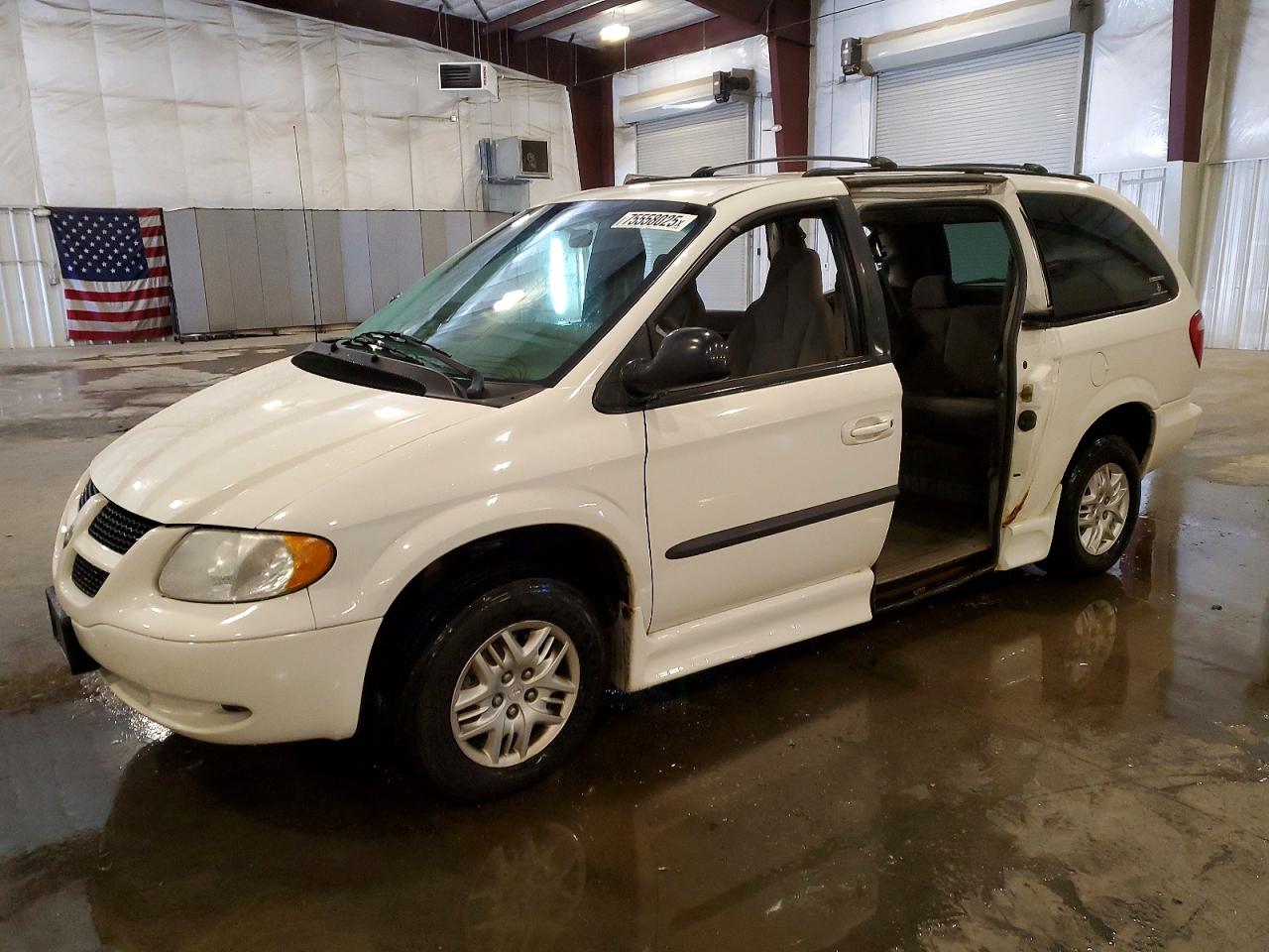 DODGE GRAND CARAVAN 2002
