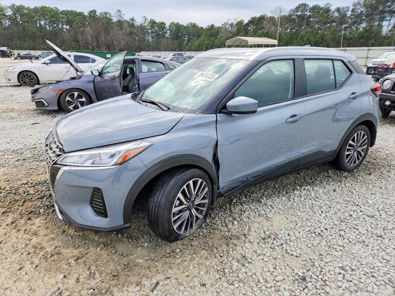 NISSAN KICKS 2024