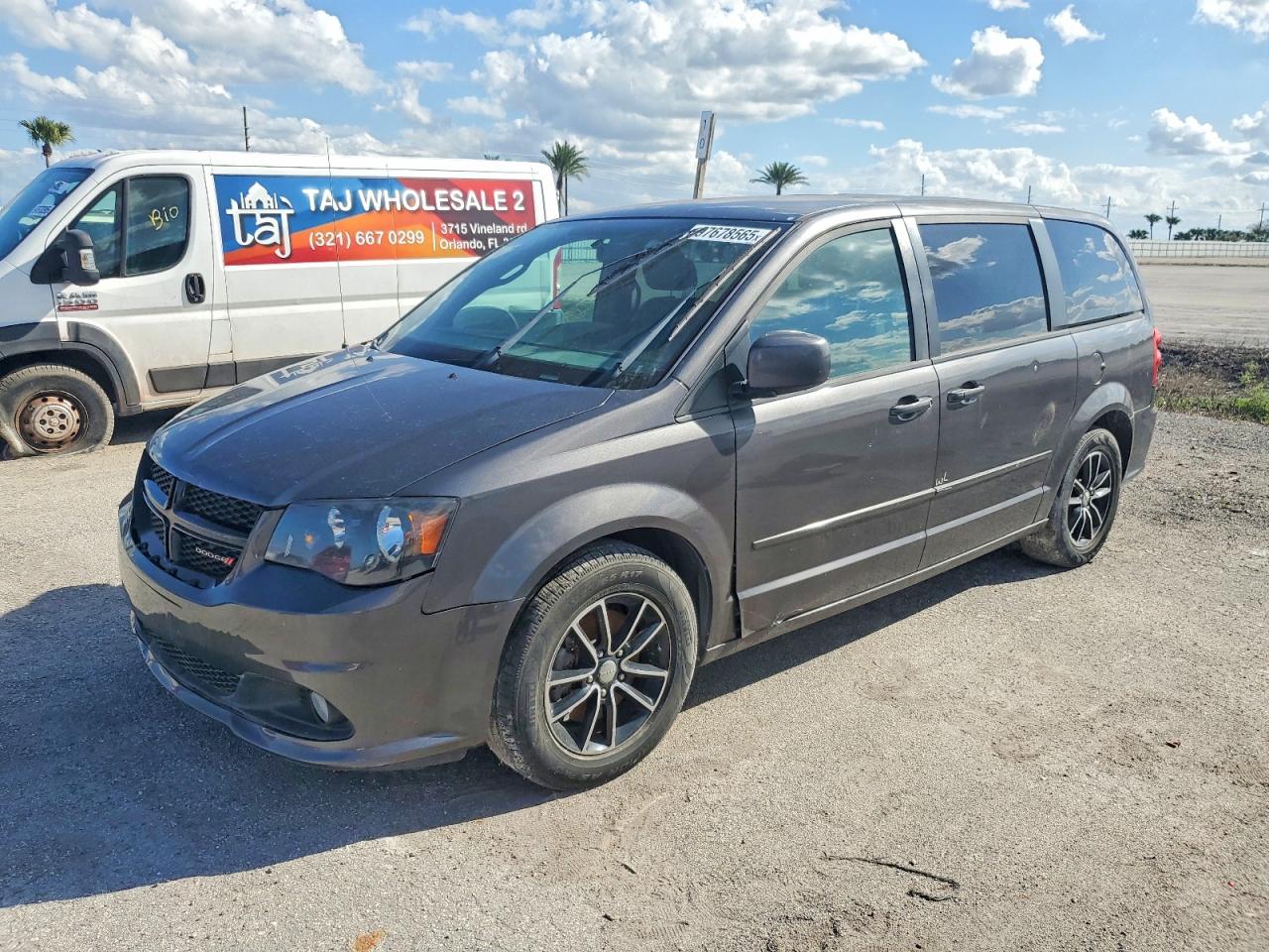 DODGE GRAND CARAVAN 2015