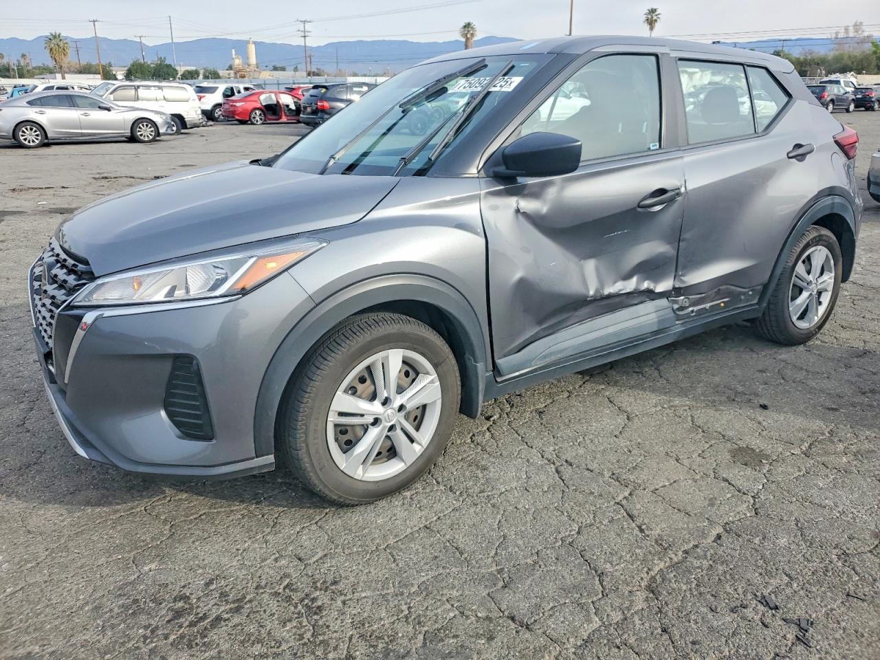 NISSAN KICKS 2021