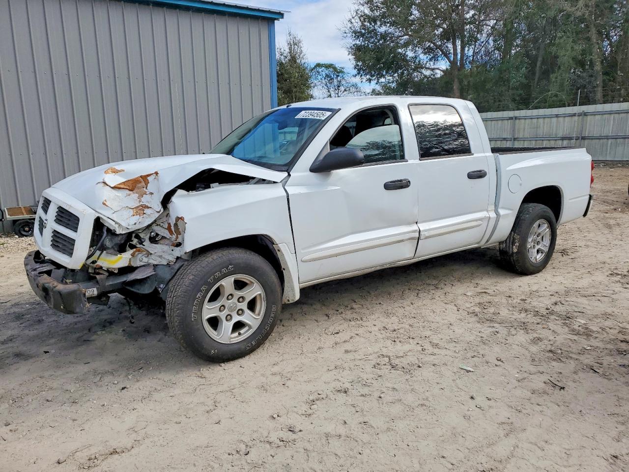 DODGE DAKOTA 2006