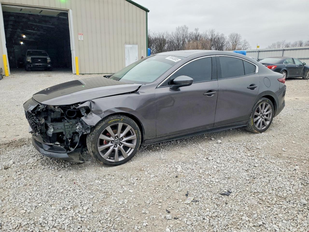 MAZDA 3 2019