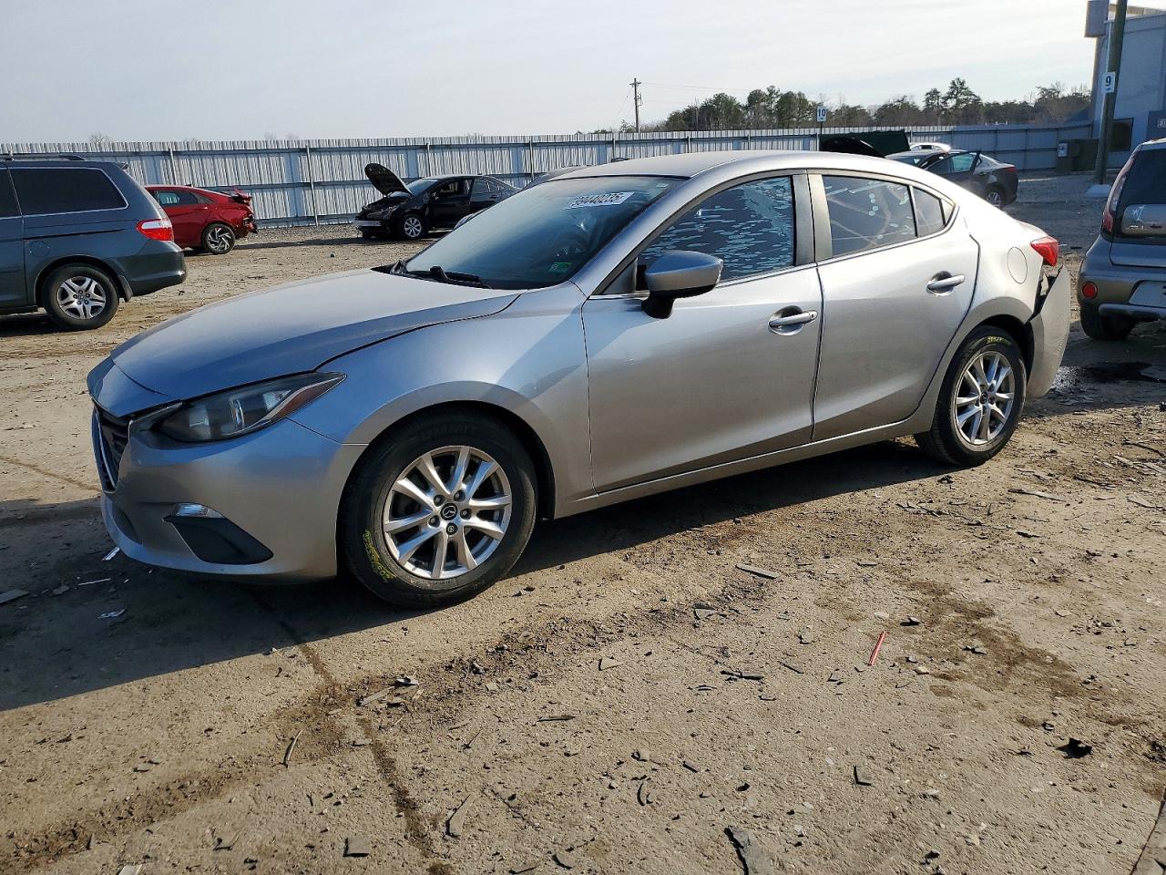 MAZDA 3 2016
