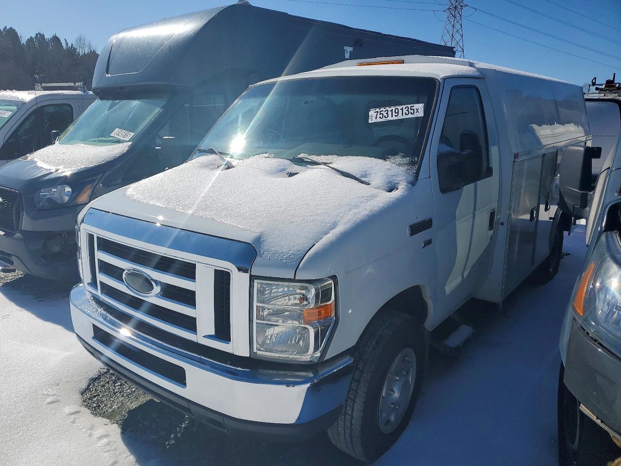 FORD ECONOLINE 2015