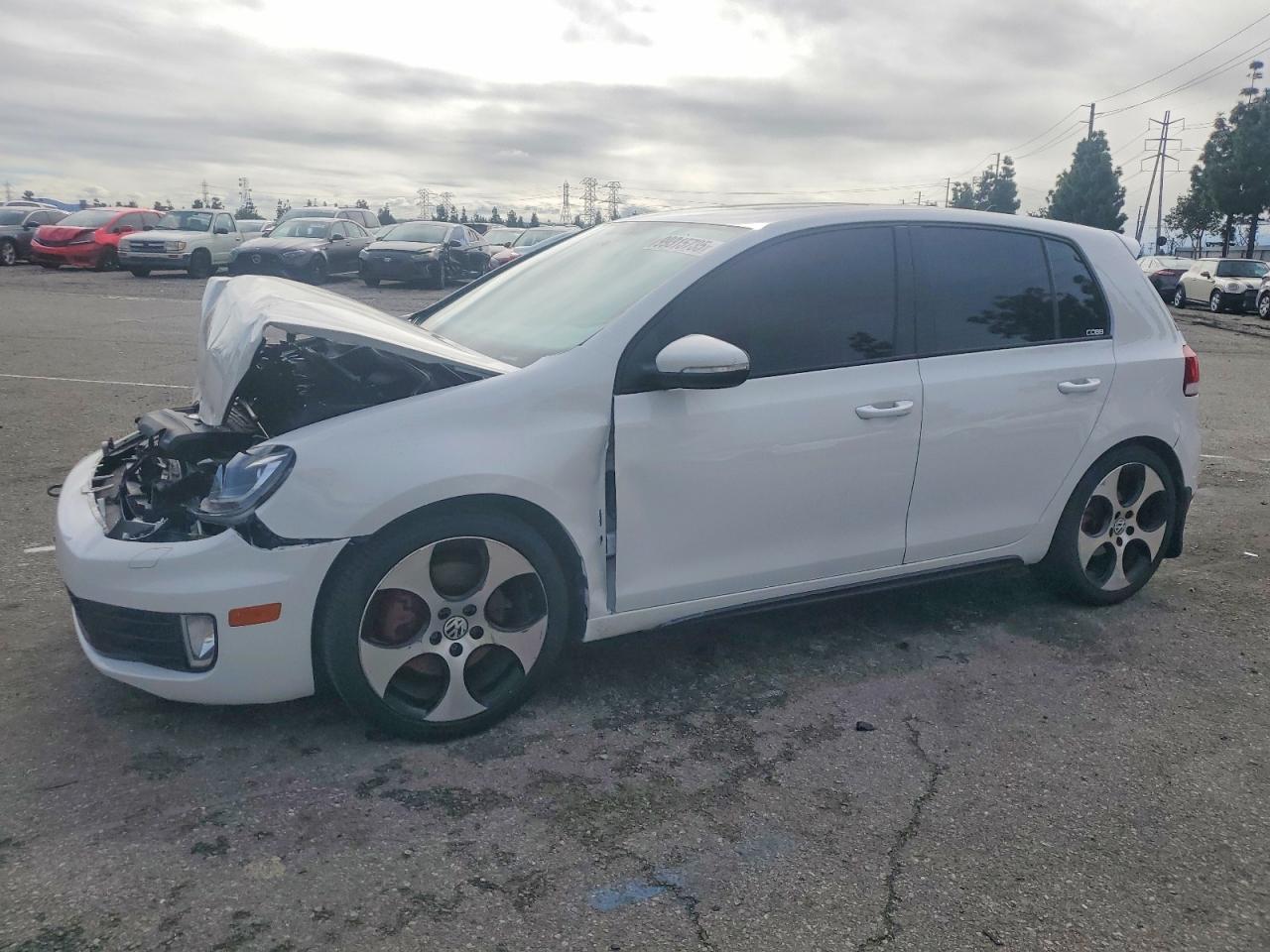 VOLKSWAGEN GTI 2011