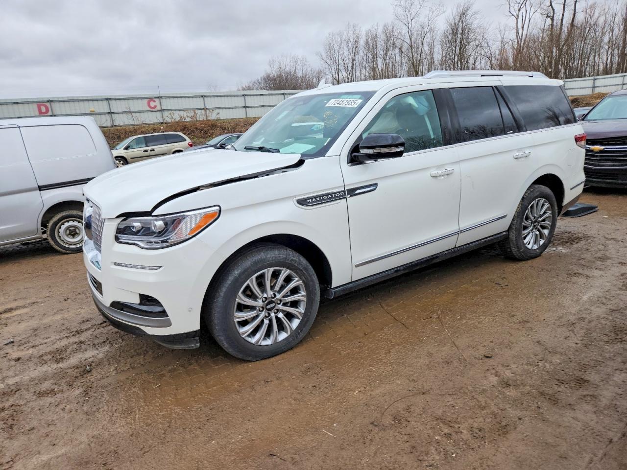 LINCOLN NAVIGATOR 2023