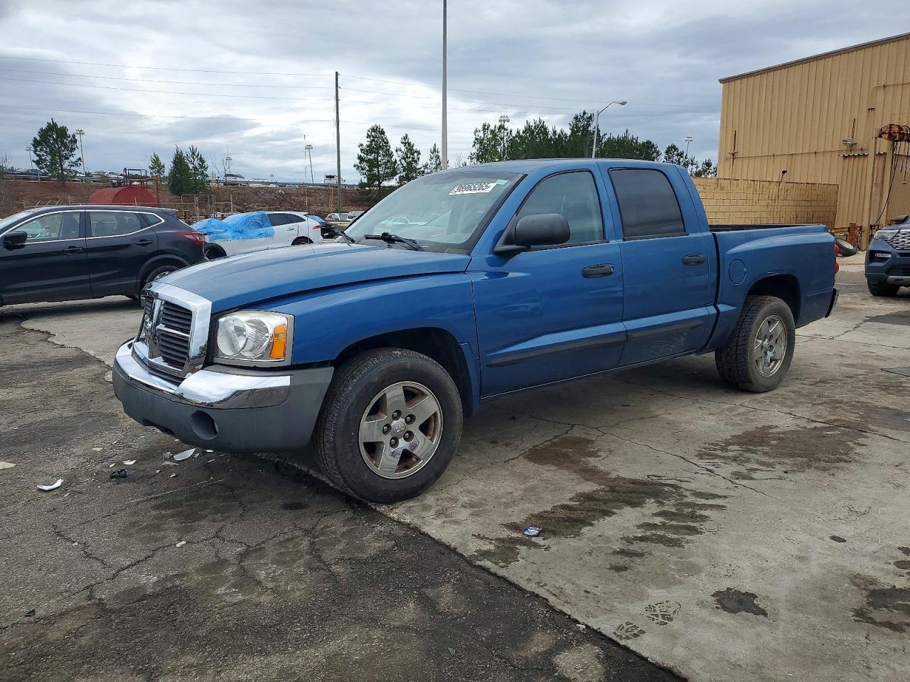 DODGE DAKOTA 2005