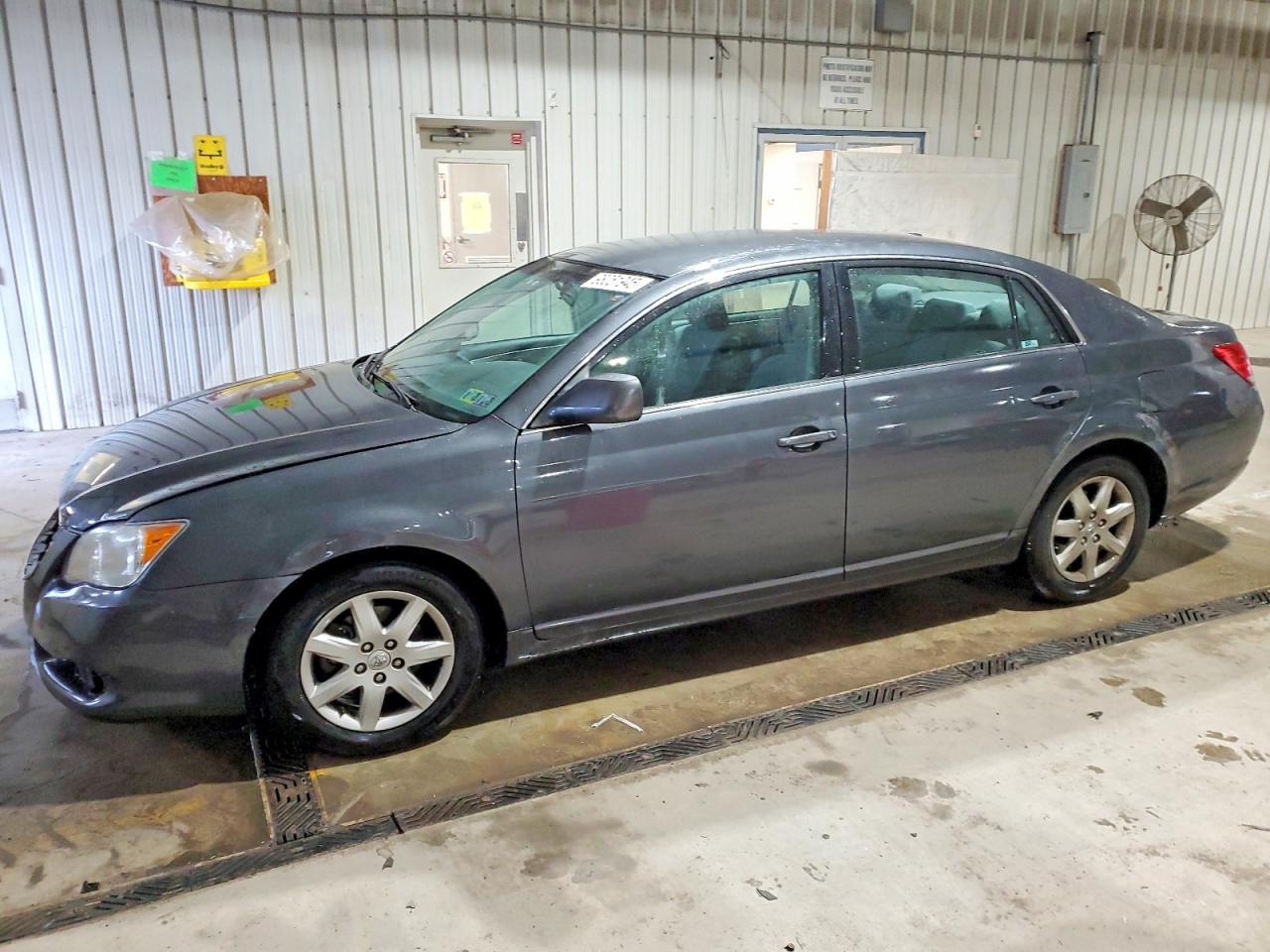 TOYOTA AVALON XL 2009