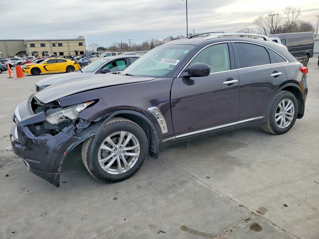 INFINITI FX35 2012