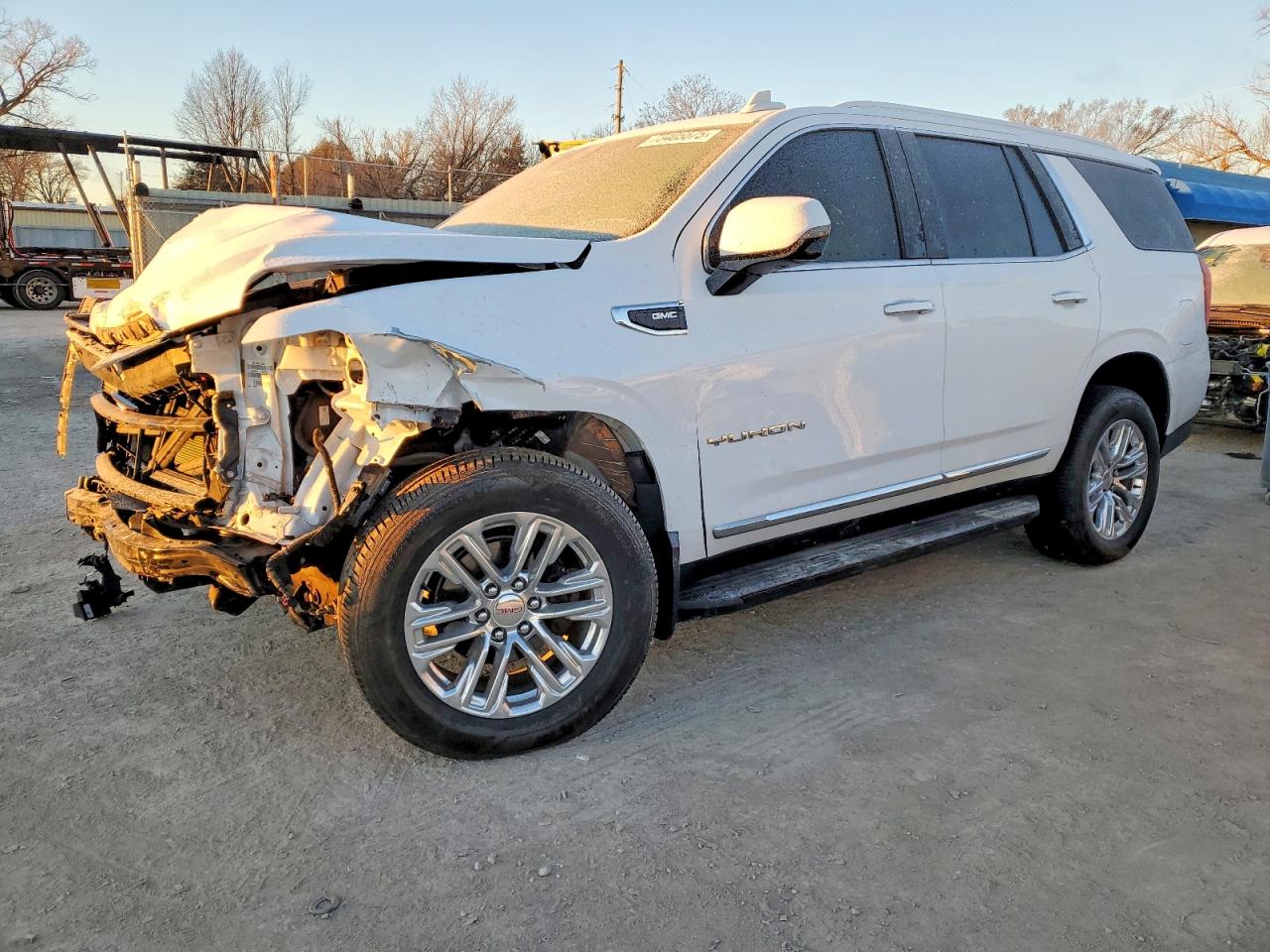 GMC YUKON SLT 2021