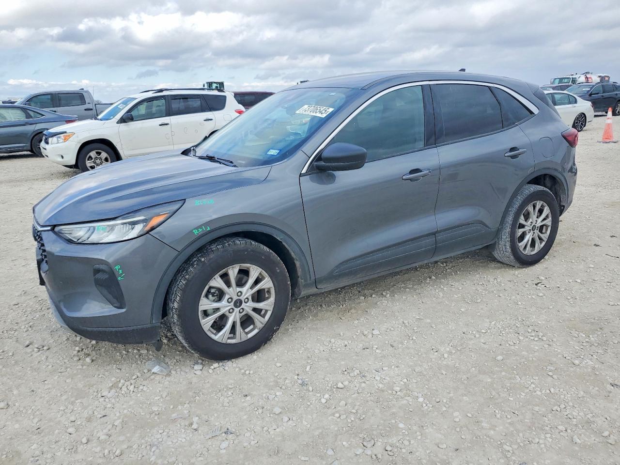 FORD ESCAPE 2024