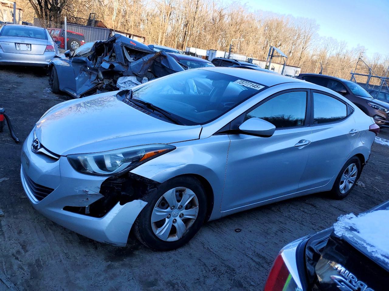 HYUNDAI ELANTRA 2016