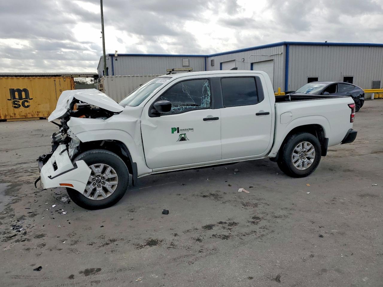 NISSAN FRONTIER 2022