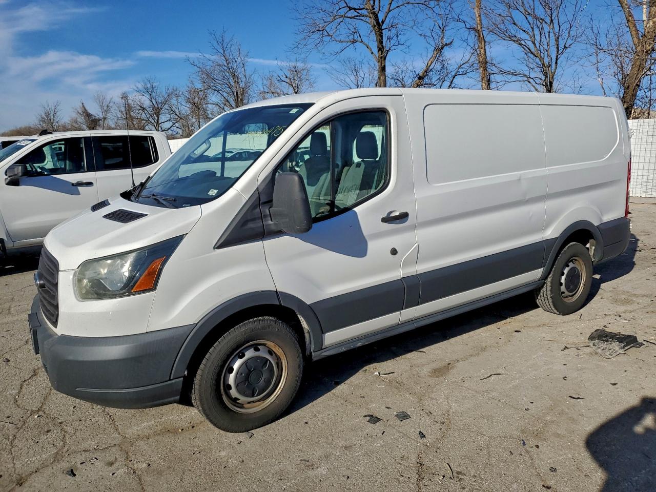 FORD TRANSIT T- 2015