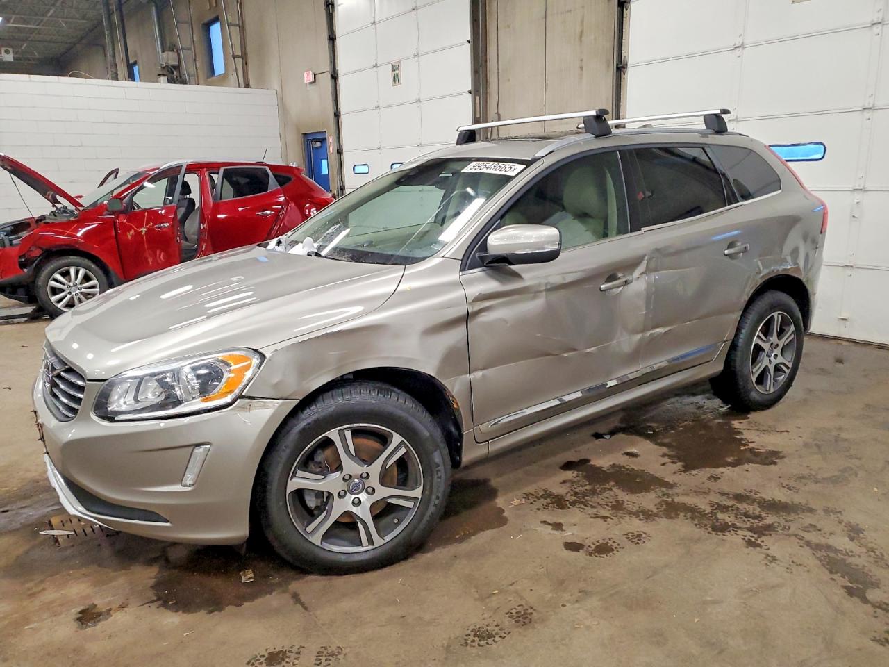 VOLVO XC60 2015