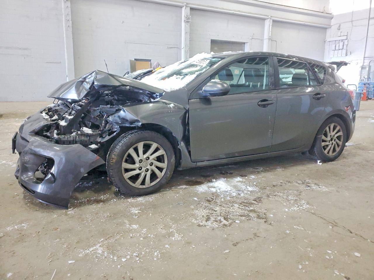 MAZDA 3 2012