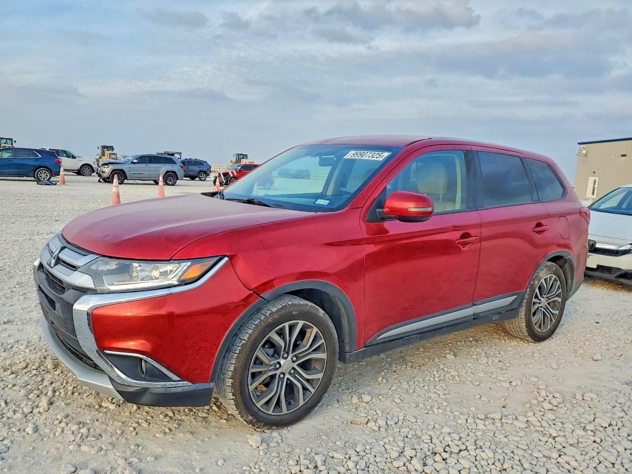 MITSUBISHI OUTLANDER 2018