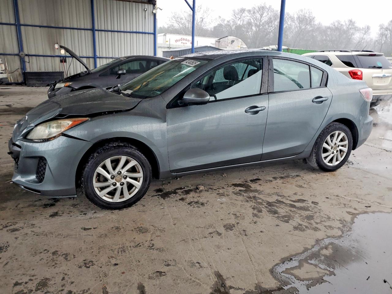 MAZDA 3 2012