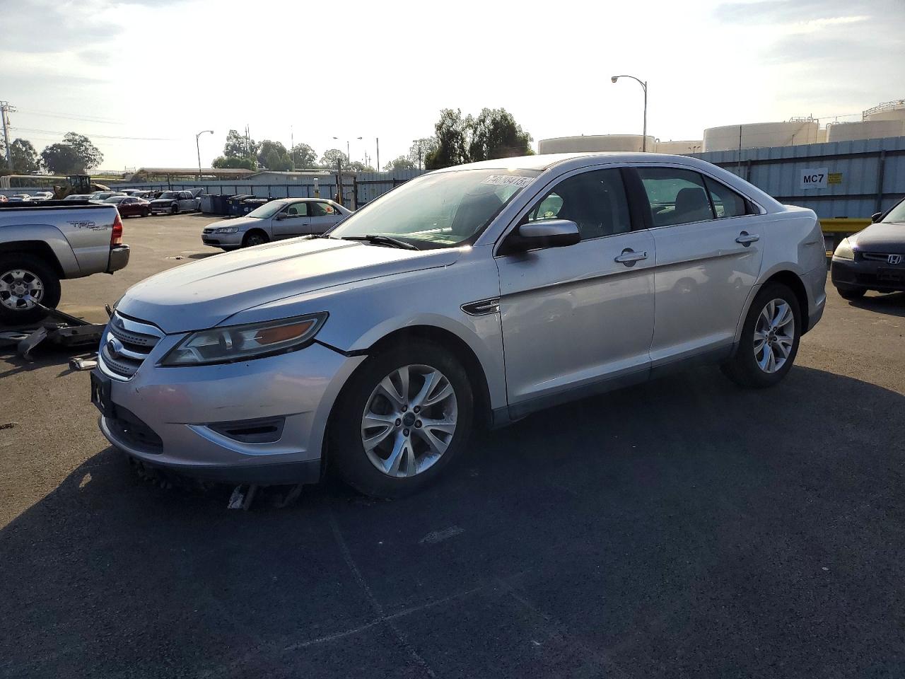 FORD TAURUS 2010