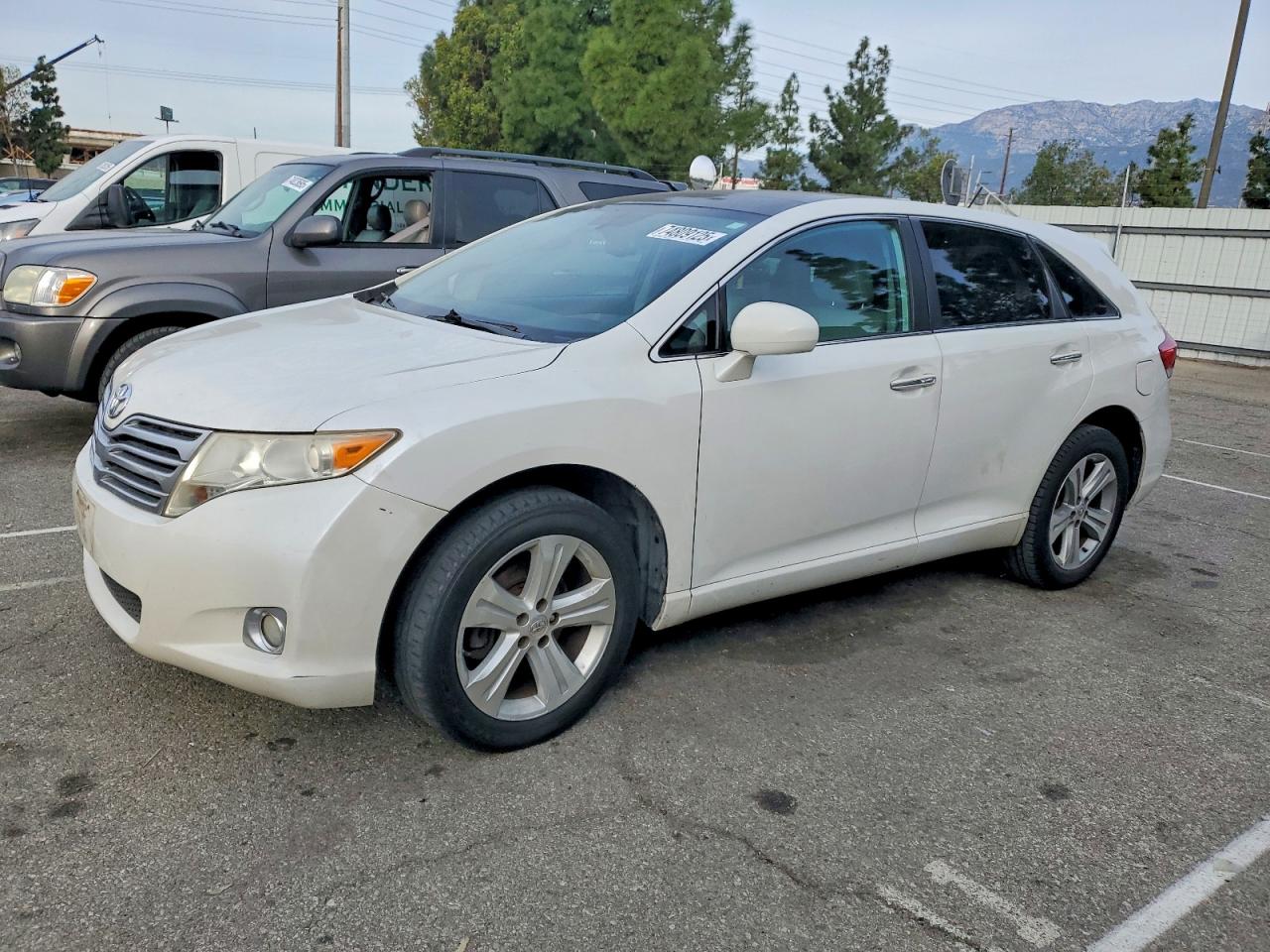 TOYOTA VENZA 2011
