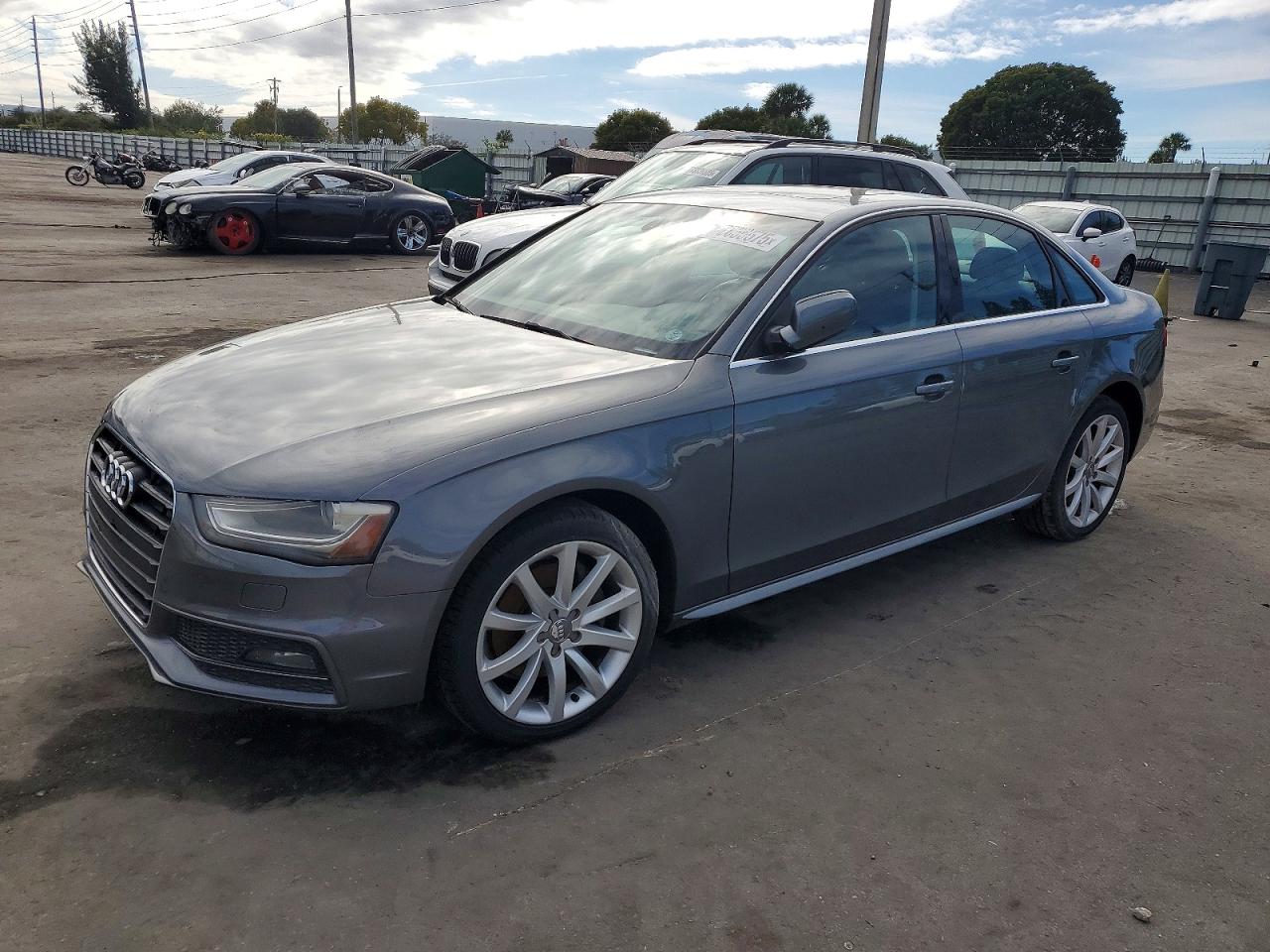 AUDI A4 PREMIUM 2014