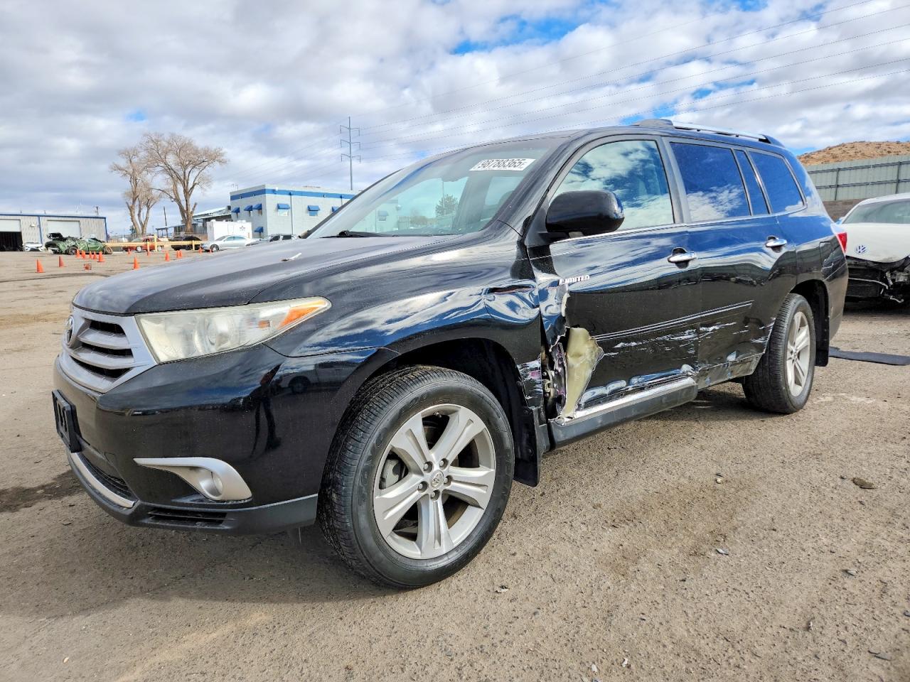 TOYOTA HIGHLANDER 2013