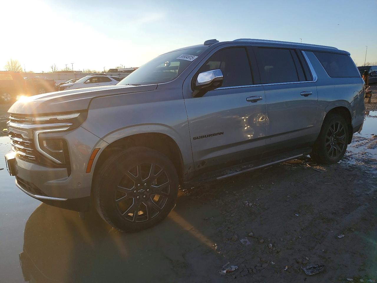 CHEVROLET SUBURBAN 2025