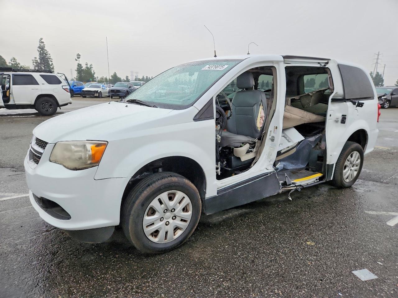 DODGE GRAND CARAVAN 2014