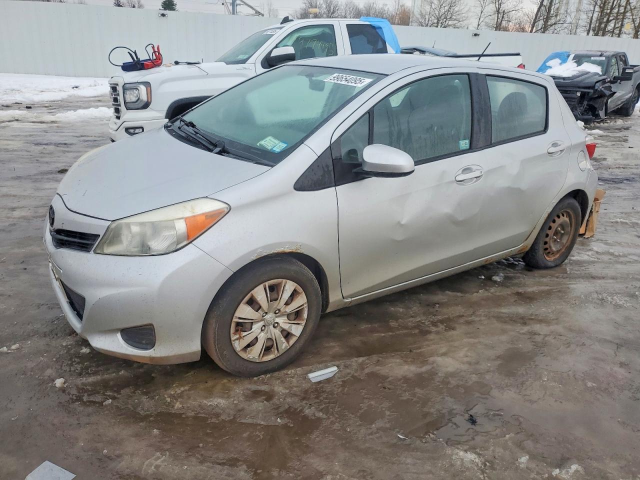 TOYOTA YARIS 2014