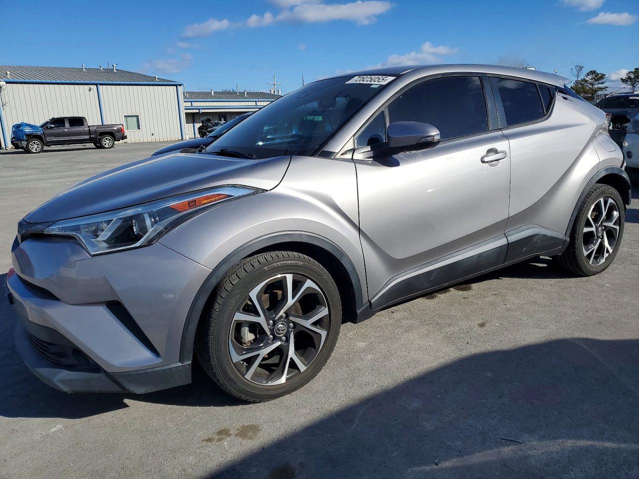 TOYOTA C-HR 2018