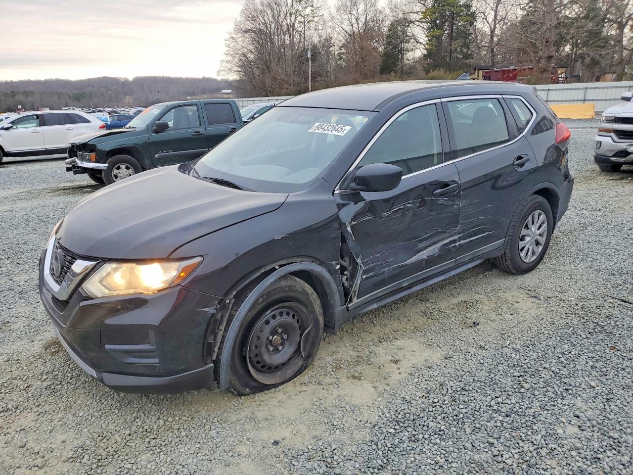 NISSAN ROGUE 2018