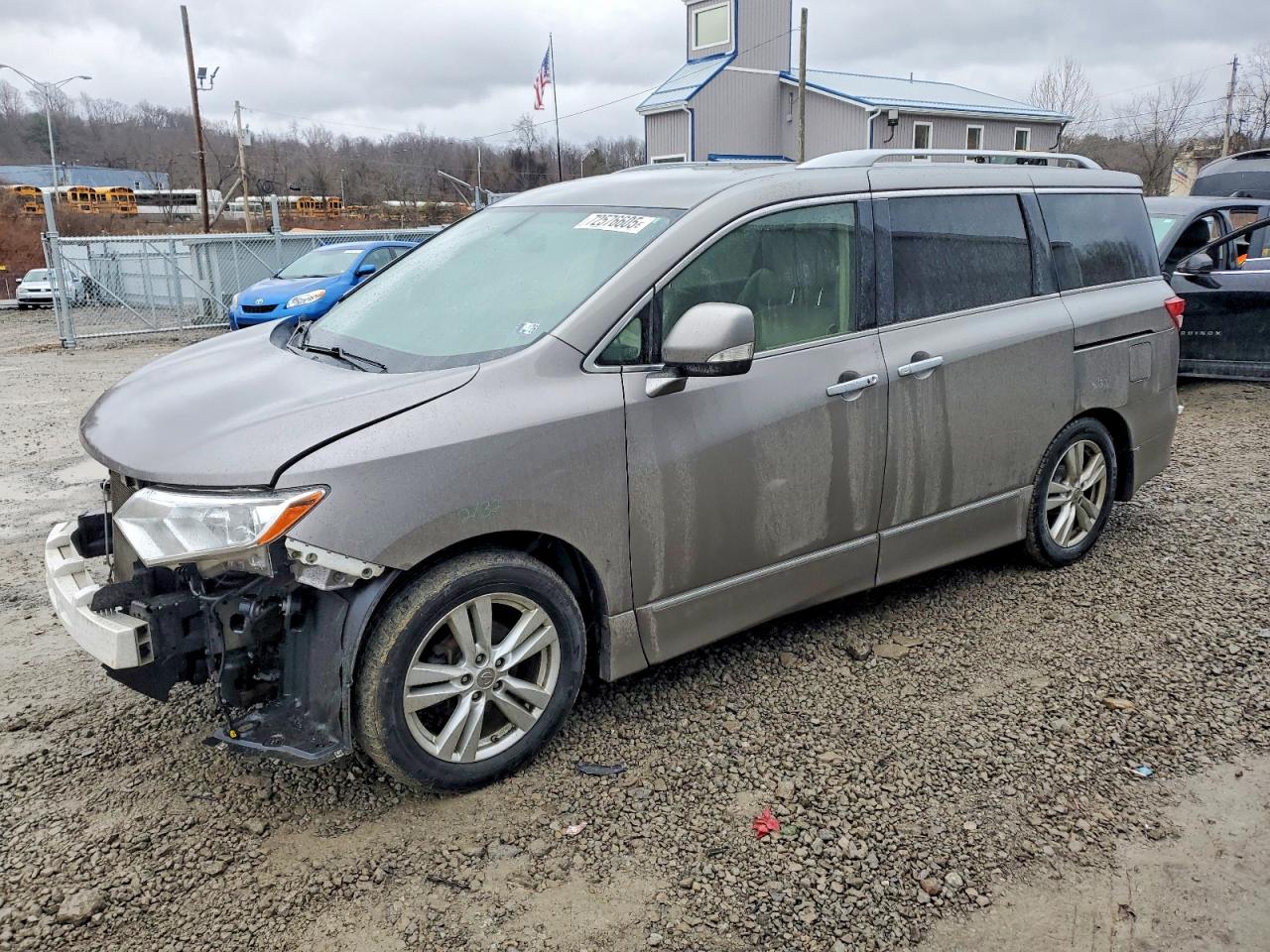 NISSAN QUEST 2013