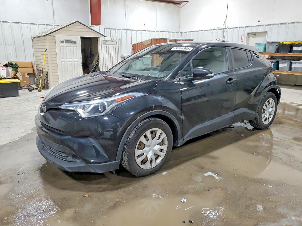 TOYOTA C-HR XLE 2019
