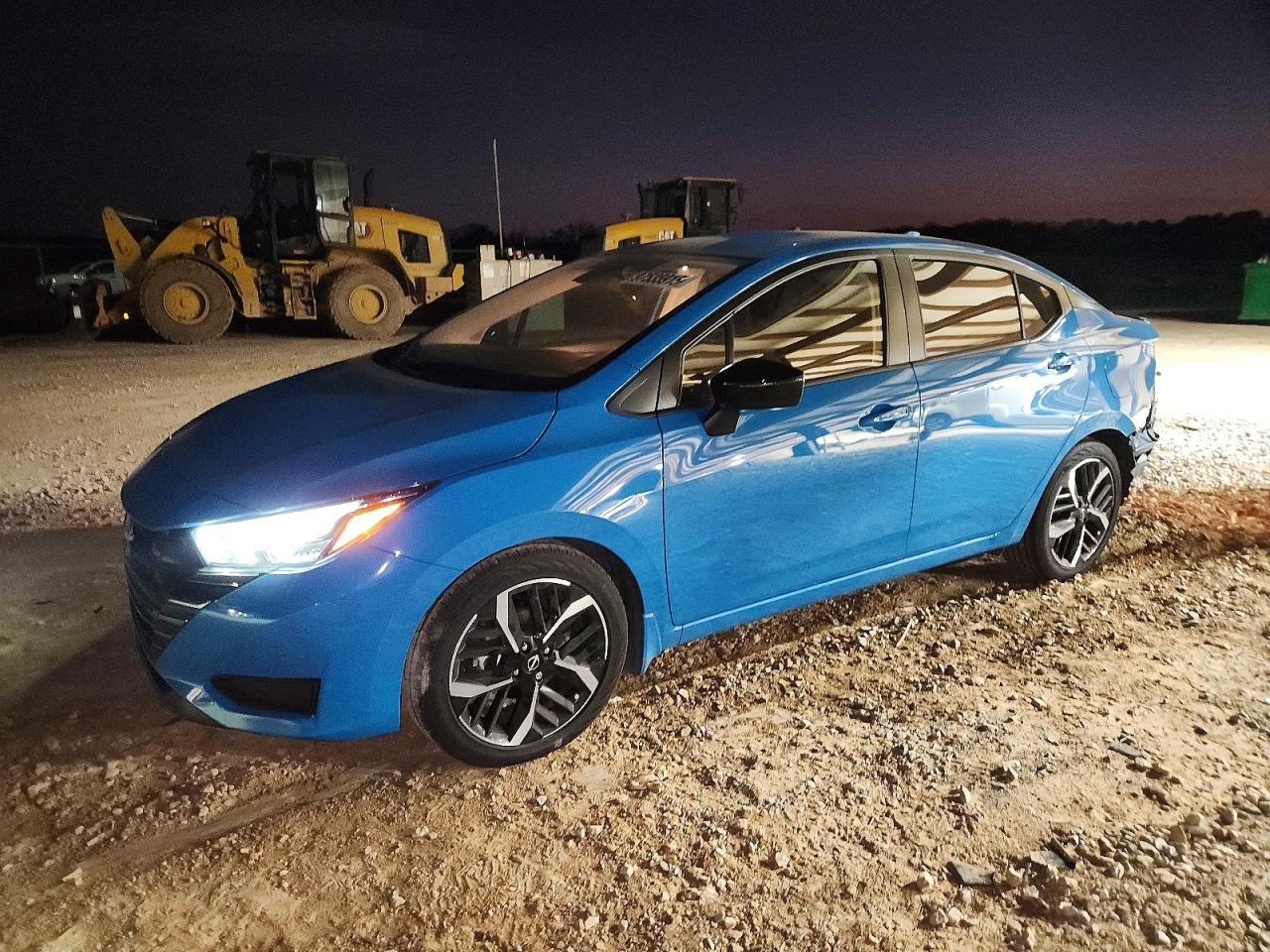 NISSAN VERSA 2025