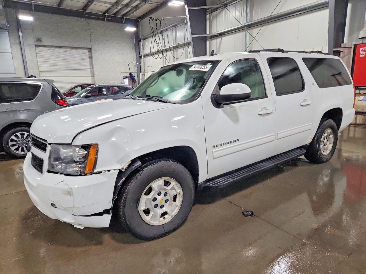 CHEVROLET SUBURBAN 2011