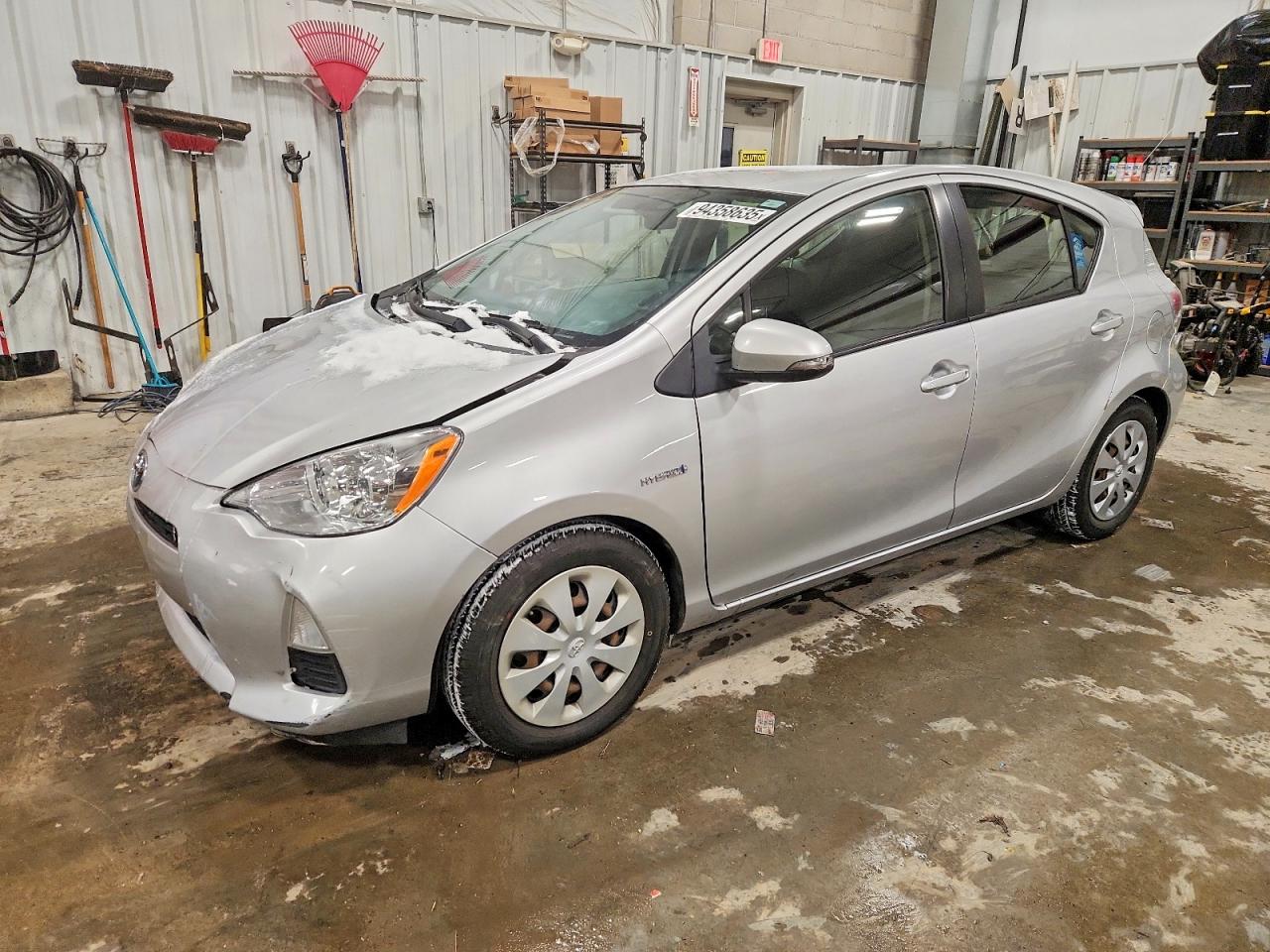 TOYOTA PRIUS C 2013