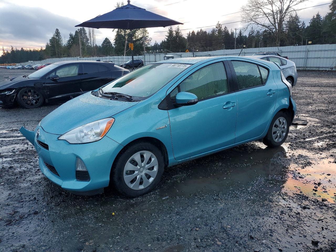 TOYOTA PRIUS C 2014