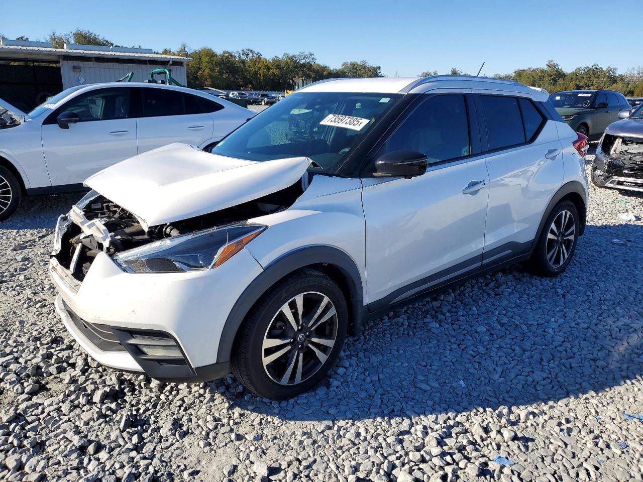NISSAN KICKS 2020