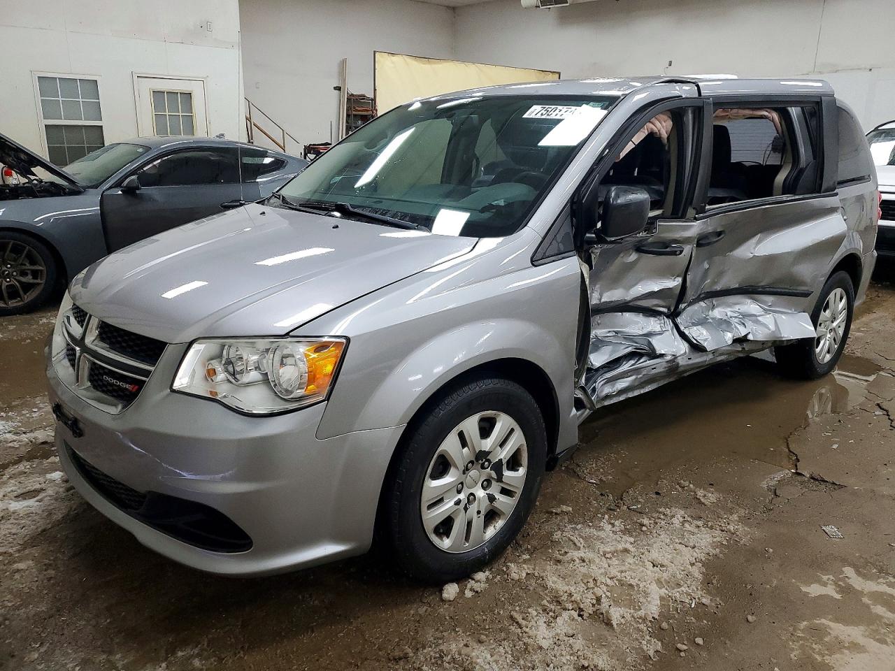 DODGE GRAND CARAVAN 2016