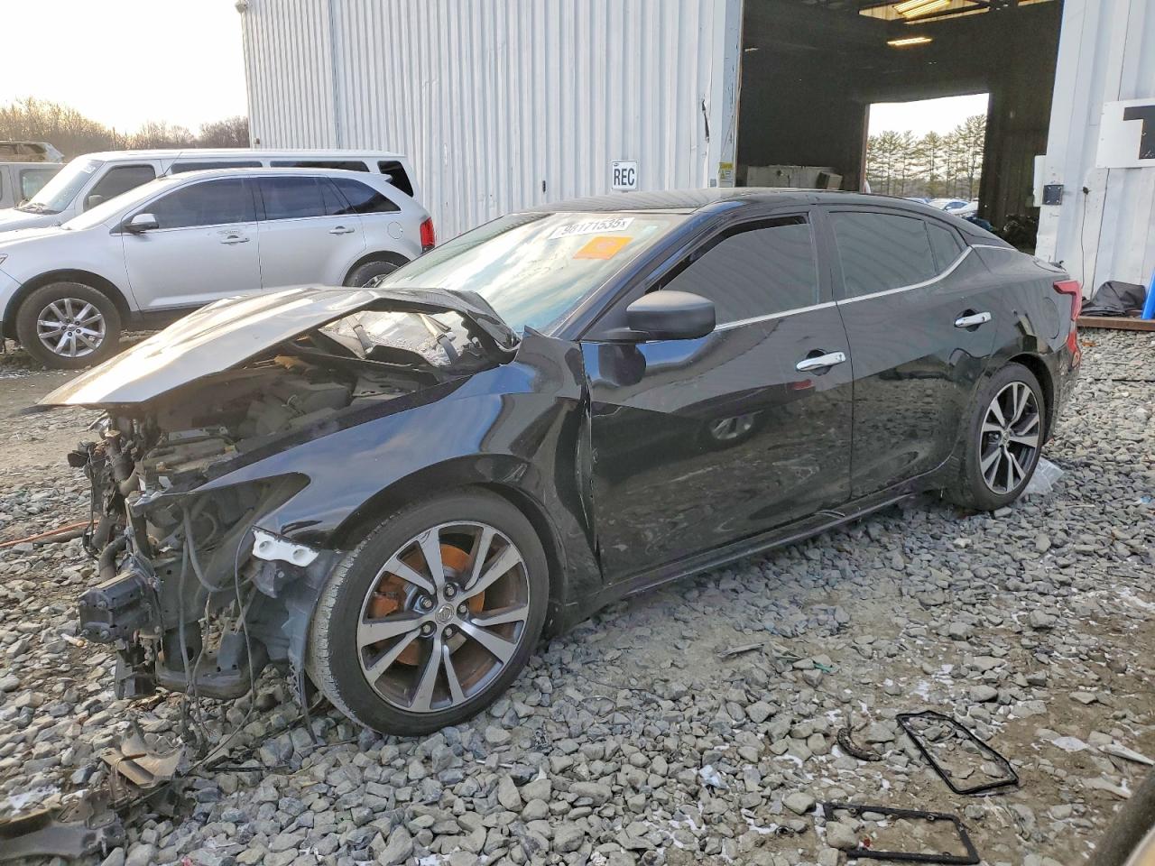 NISSAN MAXIMA 2017