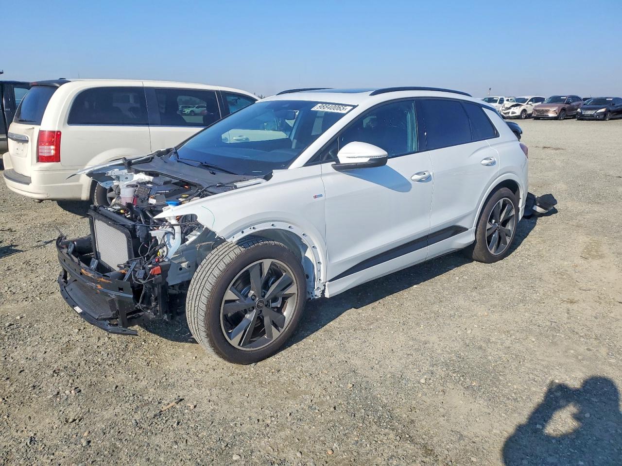 AUDI Q4 E-TRON 2024