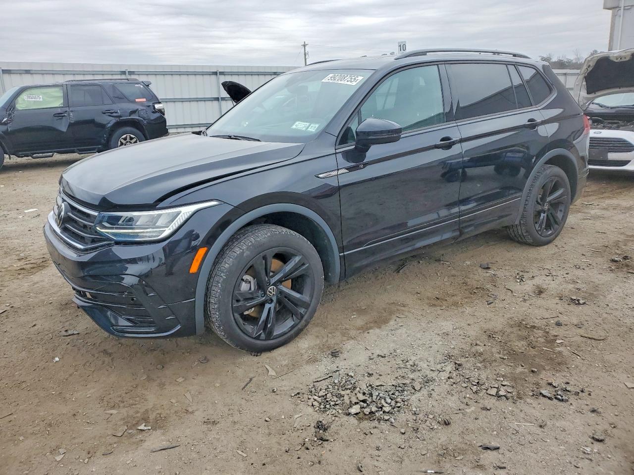 VOLKSWAGEN TIGUAN 2024